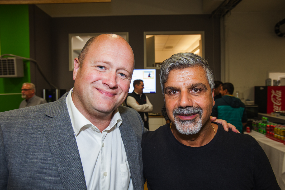 Glada miner på Invigningen av Supplies Direct City 31 aug 2018